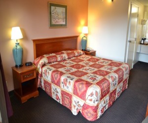 VanNess Inn  - Room with a King Bed